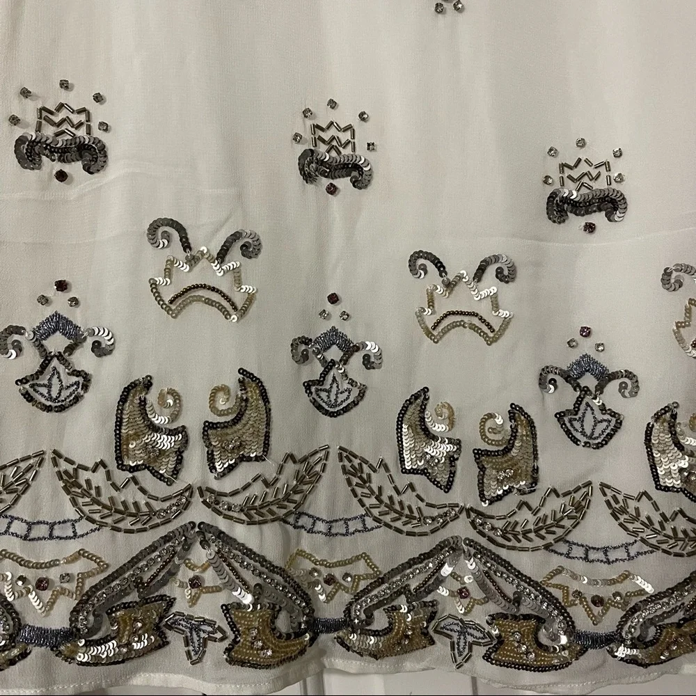 NWOT French Connection Sleeveless Beaded Top - Picture 2 of 5